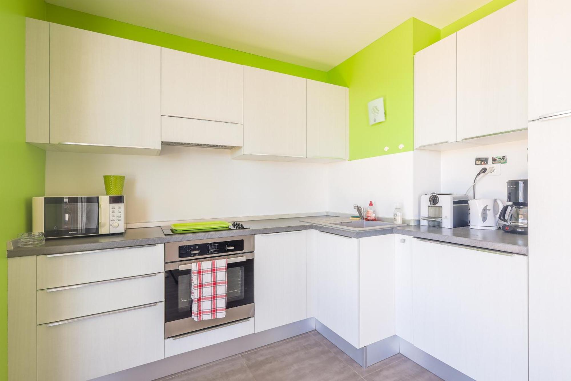Apartment Les Aloes - Appt Climatise Vue Et Montagne Calvi (Corsica)